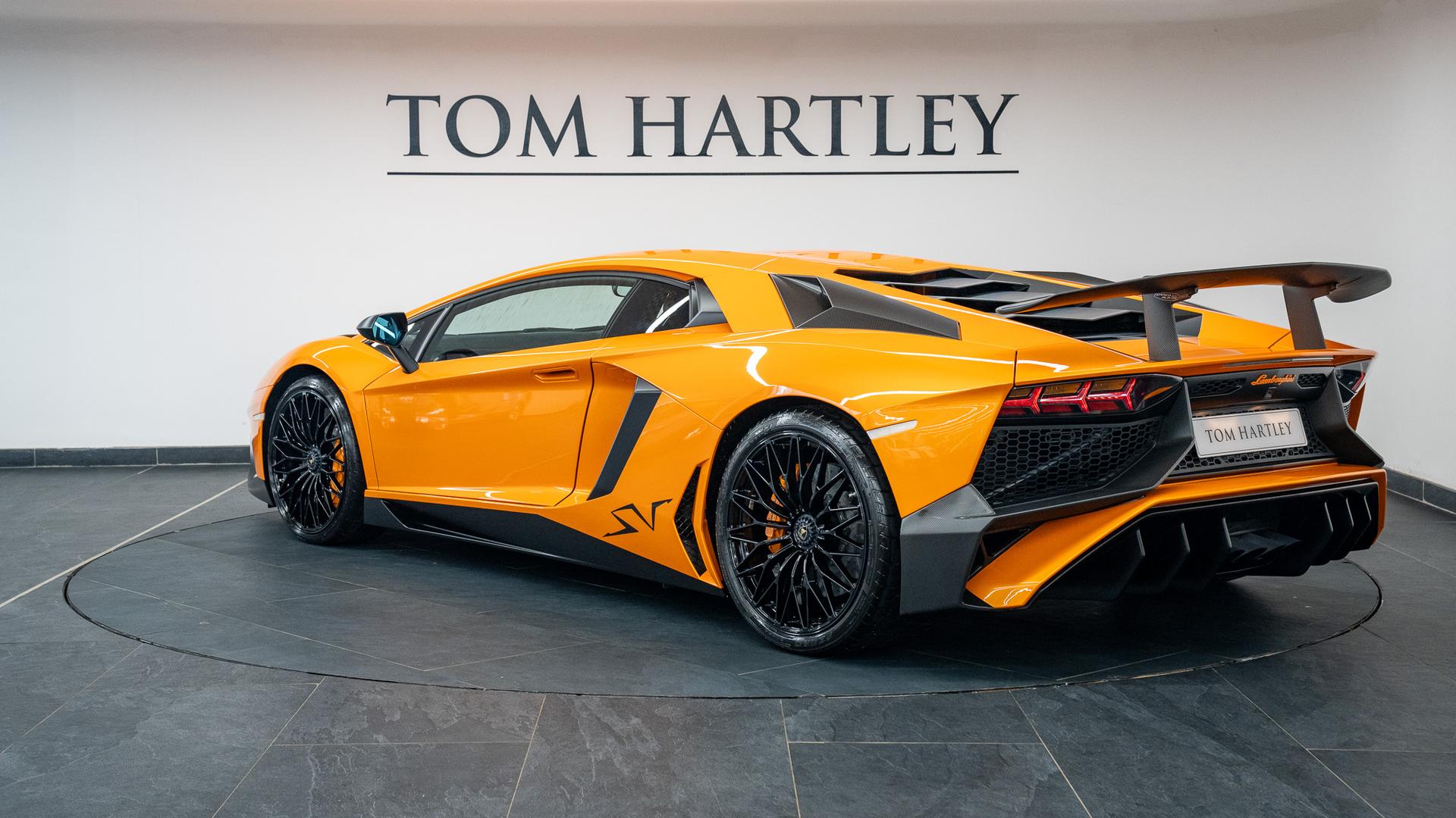 LAMBORGHINI Aventador Photo e5d0ad92-56fc-49df-86a0-4230edf519b7.jpg