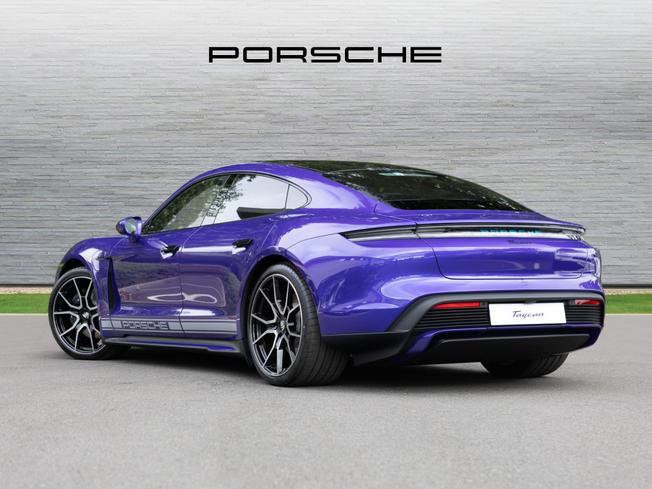 PORSCHE Taycan Photo 2