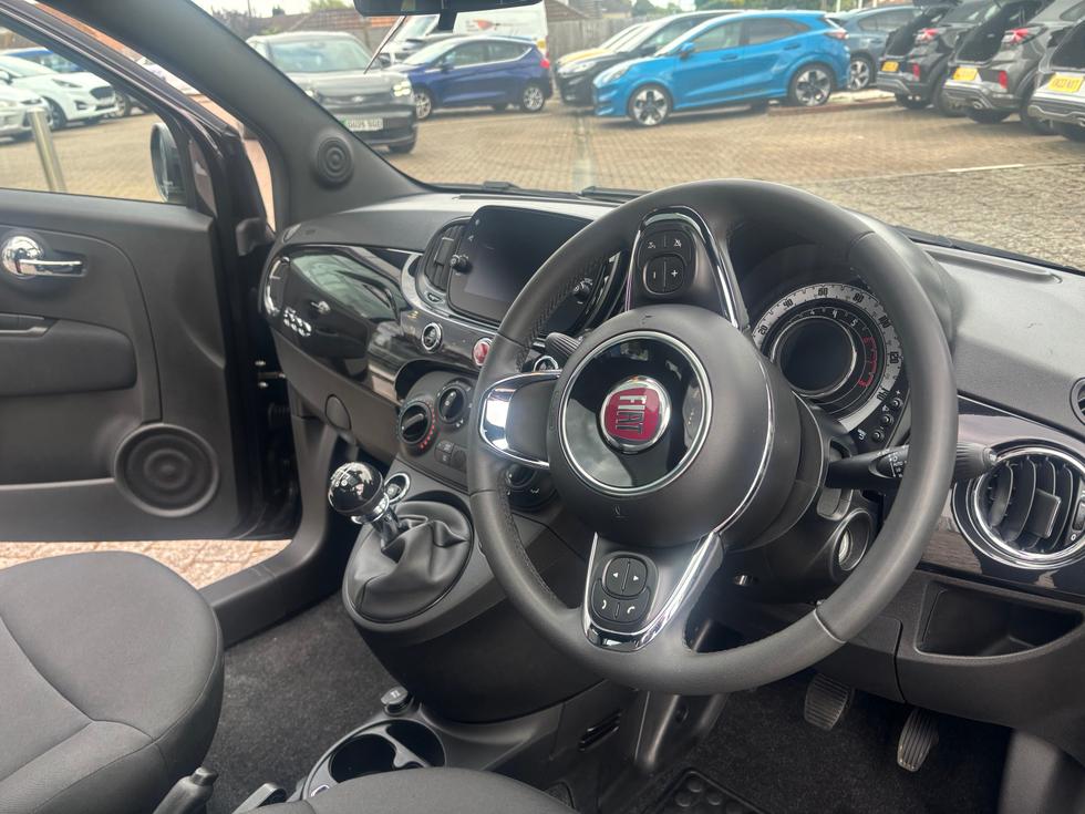 Fiat 500 Photo e5e91fa0-7739-4b5a-99d1-e3f9f4853f77.jpeg