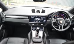 Porsche CAYENNE Photo 10