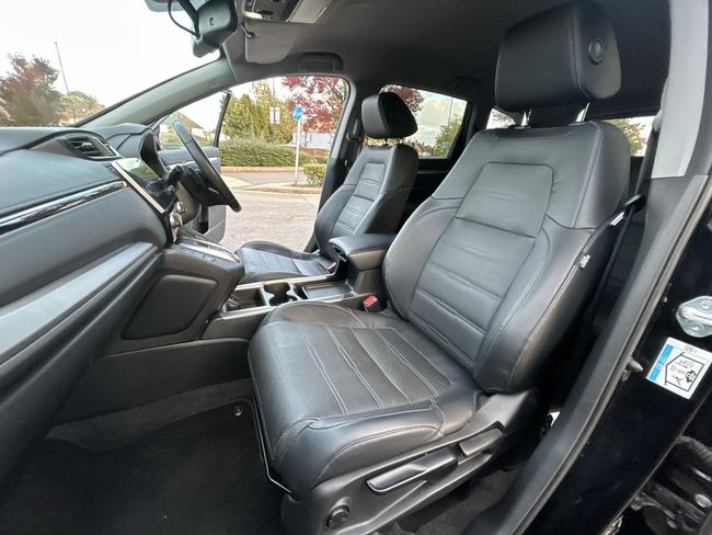 Honda CR-V Photo e5f65d47-248b-4c4c-ae65-c75edf545ad9.jpg