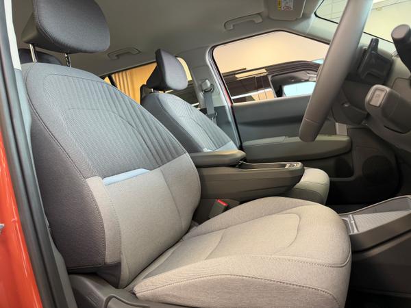 Kia EV3 Standard Range 58.3kWh Air SUV 5dr Electric Auto (201 bhp) Photo 10