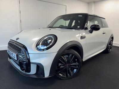 Used 2021 MINI Hatch 1.5 Cooper Sport Hatchback 3dr Petrol Steptronic Euro 6 (s/s) (136 ps) at Hodgson Car Sales