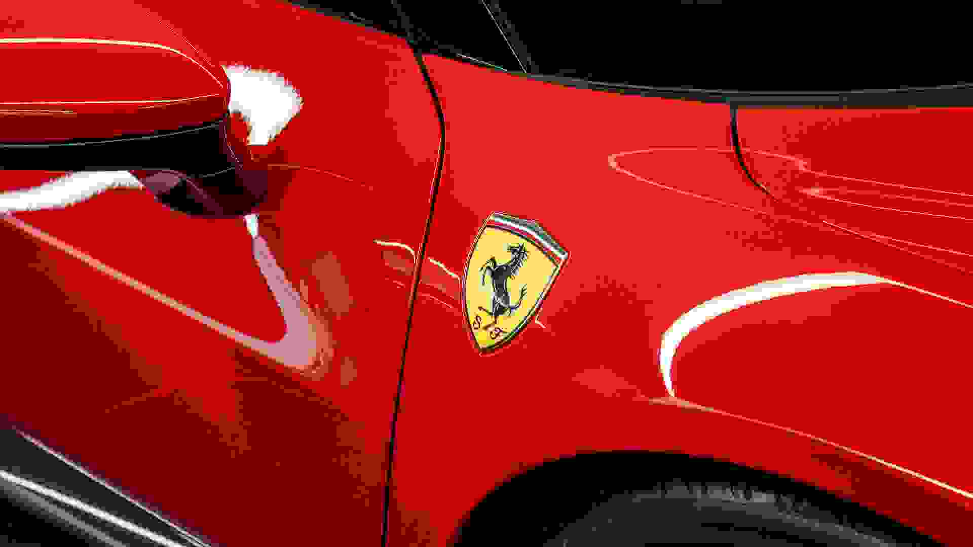Ferrari 296 Photo e629446d-e0a1-4fab-a5eb-f9911aeee22c.jpg