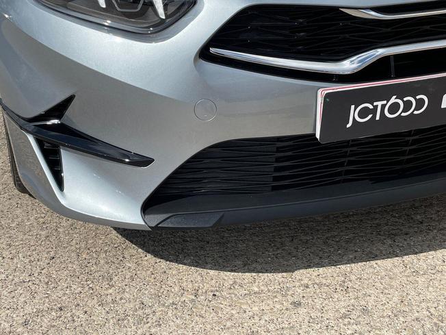 KIA Ceed Photo 22