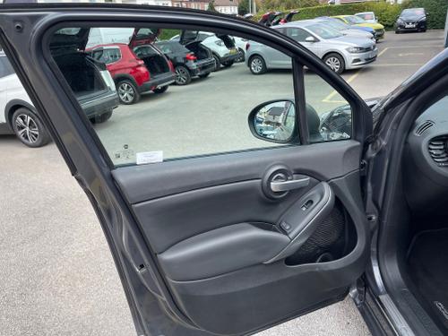 Fiat 500X Photo e63ef80b-2720-41ce-a4fc-fbdeb66e4ee3.jpeg