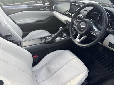 Mazda MX-5 RF Photo 9