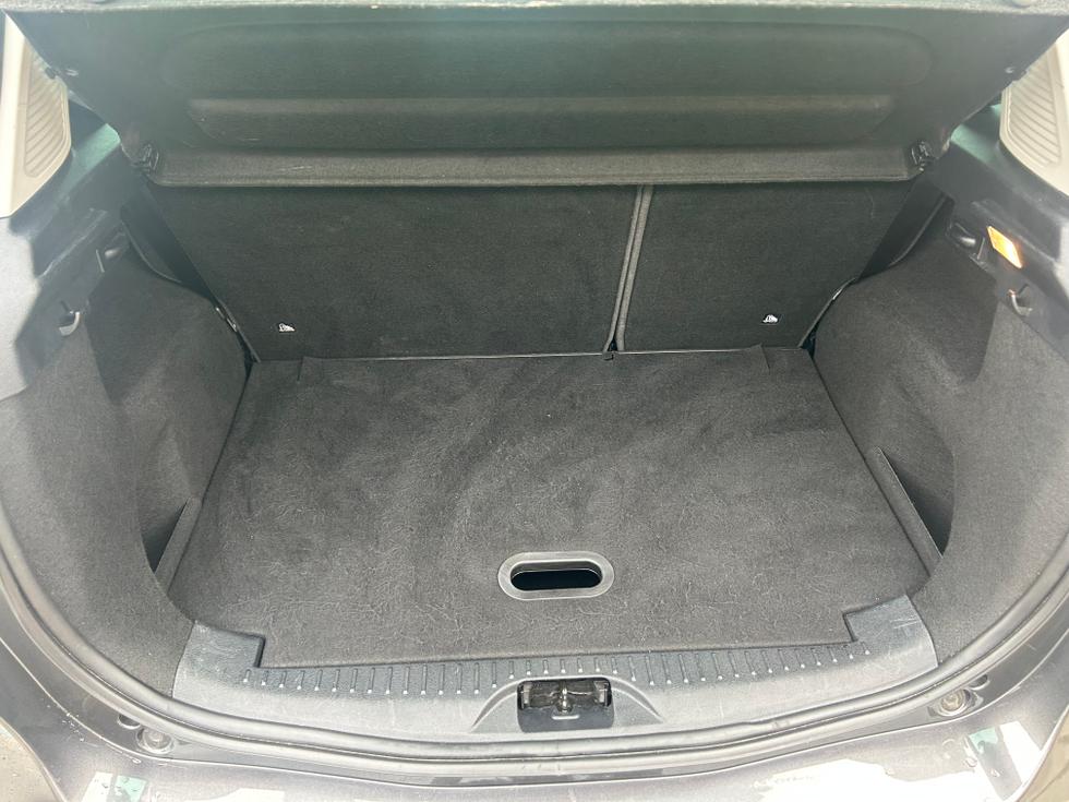 Ford B-Max Photo e6459386-fb1c-4afe-9b54-e2e2e6e35655.jpeg