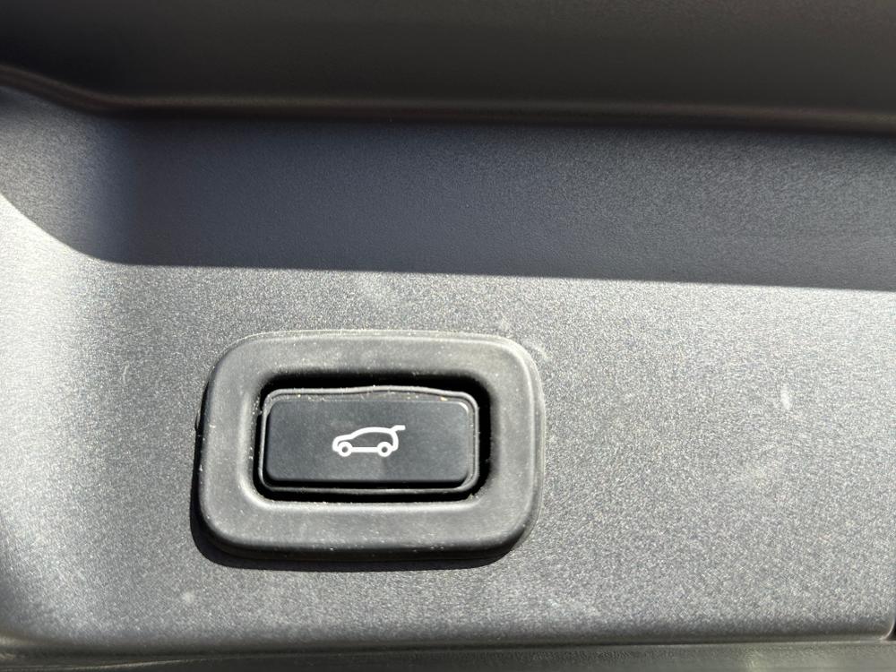 Used Land Rover Range Rover Evoque P121CLC 18