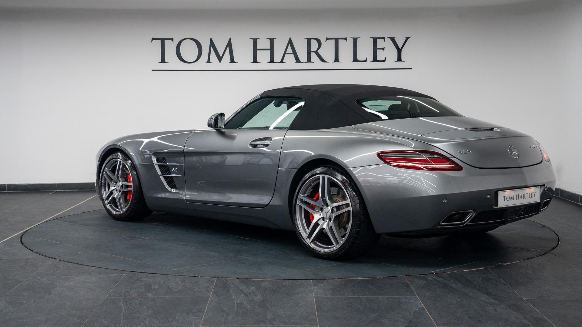 Mercedes-Benz SLS AMG Photo e64f9206-4a33-463c-a7fc-5738441a3333.jpg