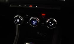 Renault CAPTUR Photo 9
