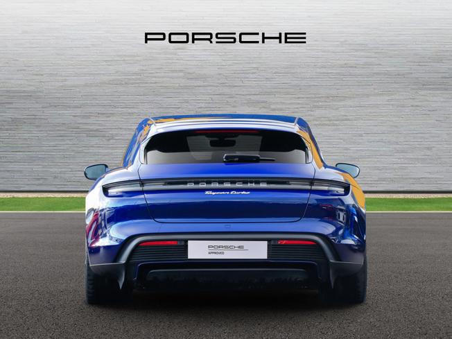 PORSCHE Taycan Photo 7