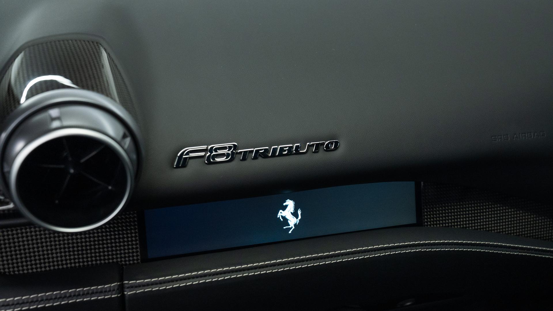 Ferrari F8 Photo e66201b6-920a-419a-8f95-80f0edcd4ec3.jpg