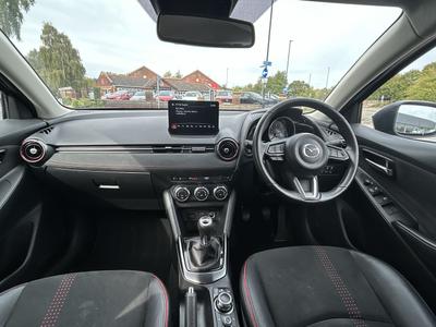Mazda Mazda2 Photo 14