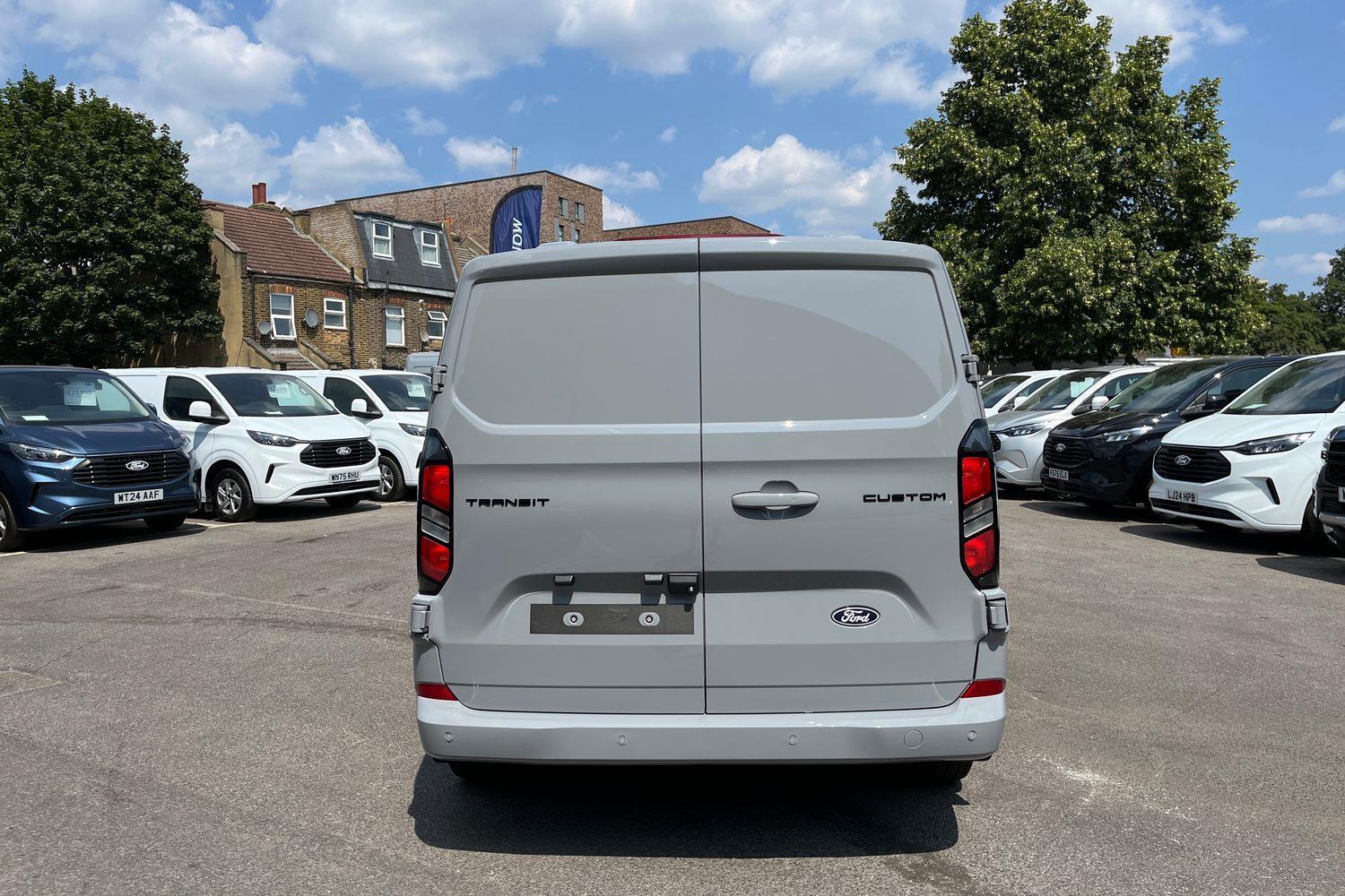 Ford TRANSIT CUSTOM Photo 35