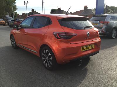 Renault Clio Photo 8