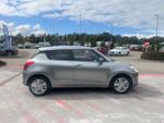 Suzuki Swift Photo 9
