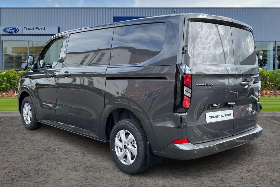 Used Ford TRANSIT CUSTOM NEWCUSTOM4 2