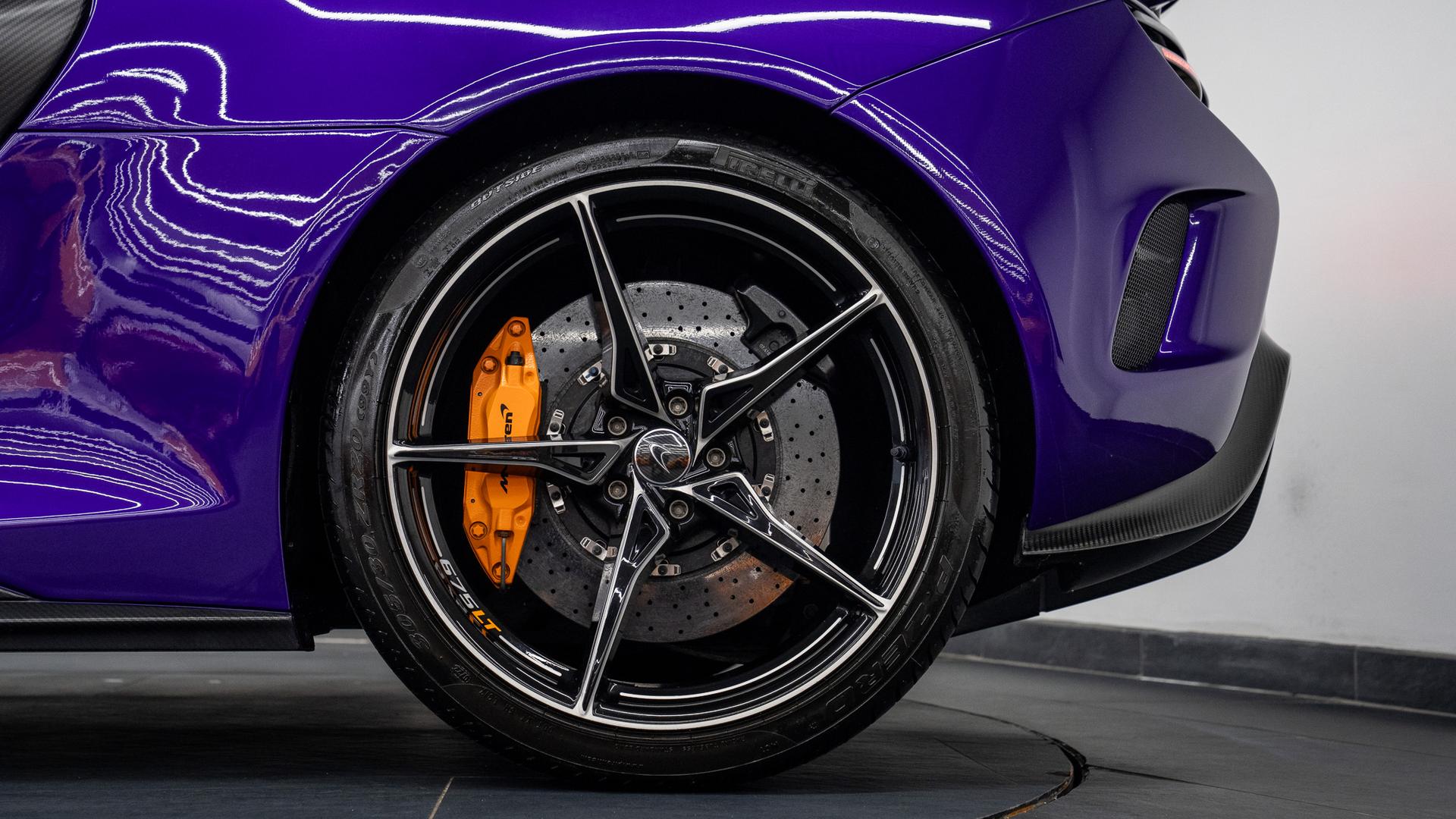 McLaren 675 LT Photo e690d961-fc09-470d-aa72-1a4d6dc5bcfd.jpg