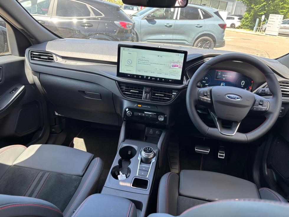 Ford Kuga Photo e6924fc4-471d-4199-be79-7fe432298657.JPEG