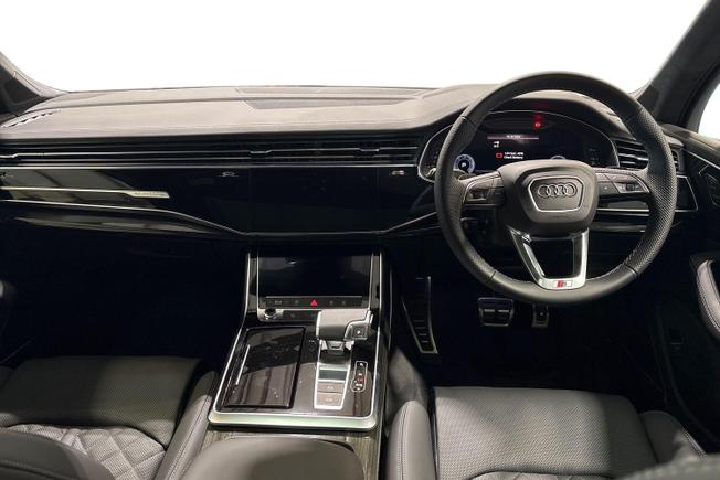 AUDI  Q7 Photo 10