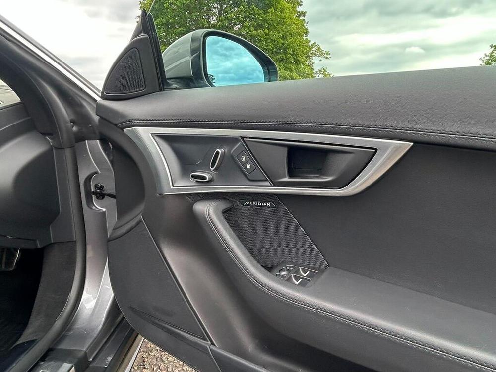 Used Jaguar F-Type MT21VLA 23