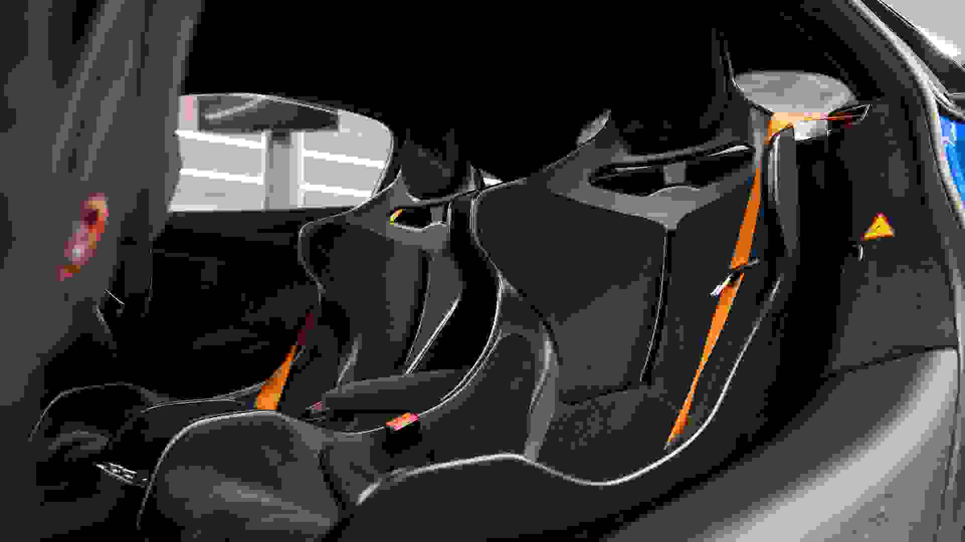 McLaren 600LT Photo e6ab39f1-828c-488f-b2a2-c2ed78fb7389.jpg