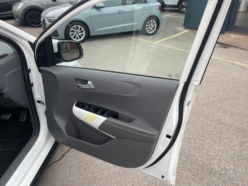 Kia Picanto Photo e6ba8875-b636-4cbe-b7b4-e12290e29bb4.jpeg
