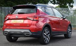 SEAT ARONA Photo 3