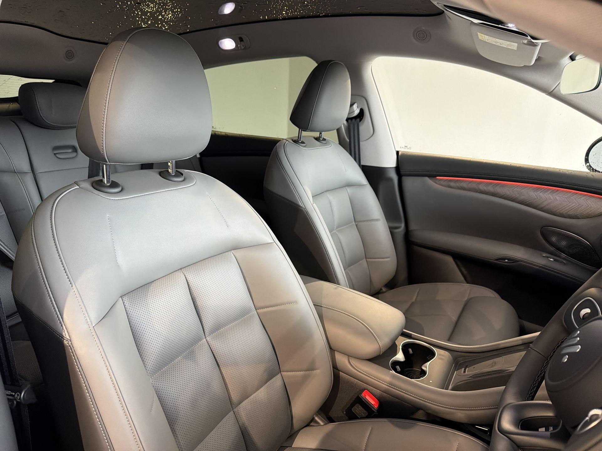 2026 MG Im6 Launch Edition 100kWh - vehicle photo 9 for sale on PureCar