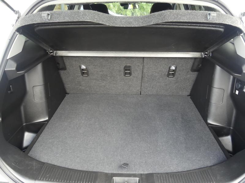 Suzuki S-Cross Photo e6cce353-f232-49a2-8675-d3c58a6c51bc.jpg