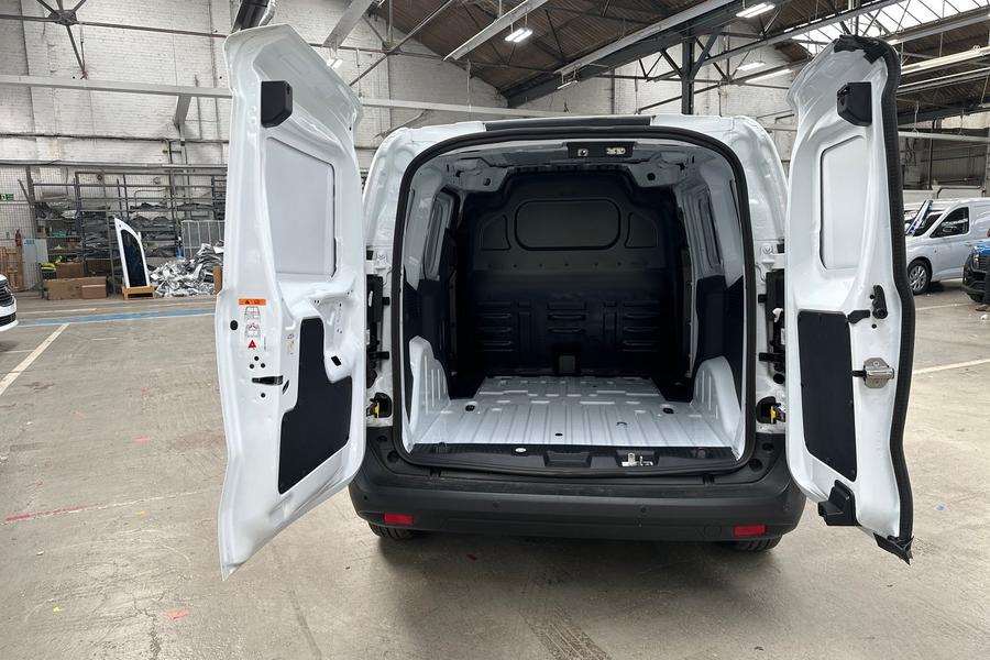 Ford TRANSIT COURIER Photo e6de07f4-3ed1-4061-8df9-29c92b63ac98.jpg