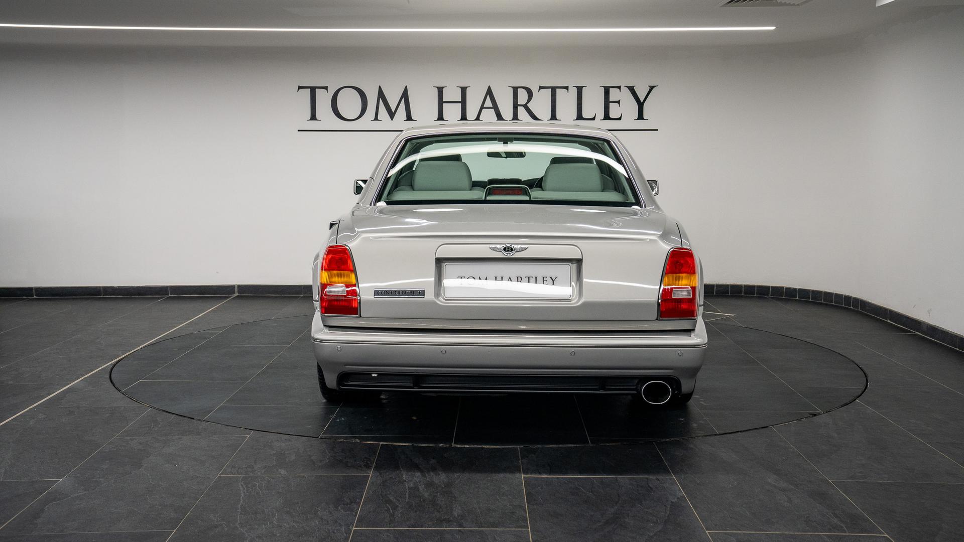 Bentley Continental Photo e6e301c5-5147-4d9b-9d33-f2aa59dbaae9.jpg