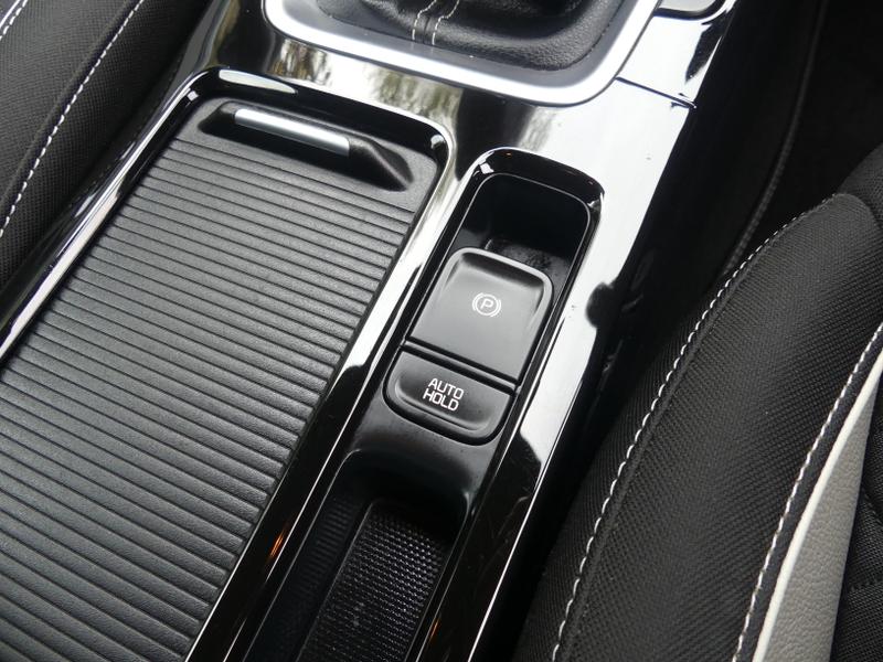 Kia ProCeed Photo e6e9ddd3-62d1-4cba-80a3-4886b92ae48a.jpg