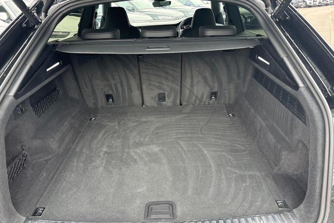 Audi SQ8 Photo 17
