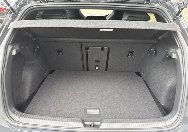Volkswagen Golf Photo 9