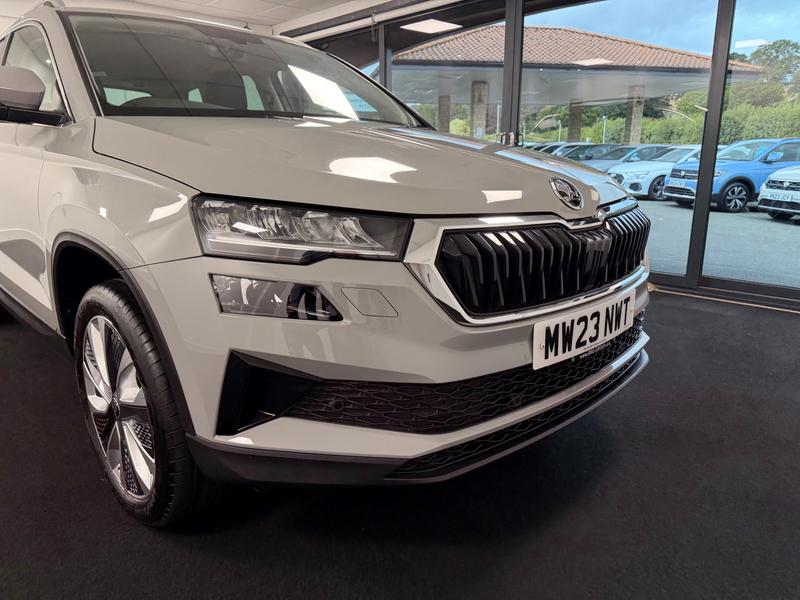 Skoda Karoq Photo e6f9a244-03d8-4227-9630-857a7ce088fc.jpg