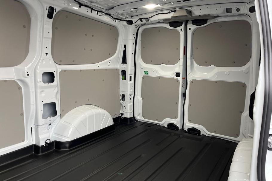 Used Ford TRANSIT CUSTOM NEWCUSTOM30 5