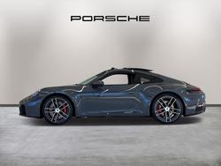 PORSCHE 911 Photo 4