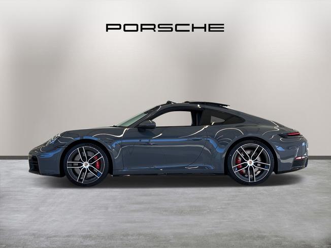 PORSCHE 911 Photo 4