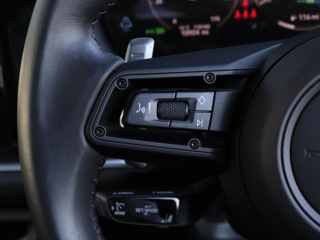 PORSCHE Cayenne Photo 18