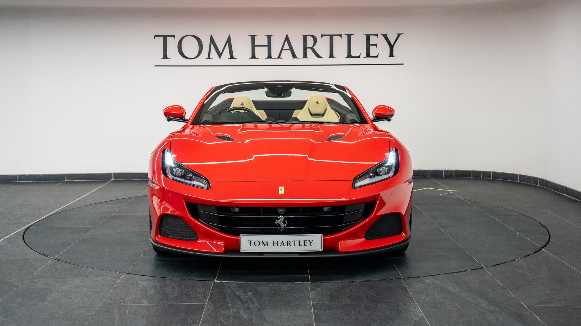 Ferrari Portofino Photo e743e7ab-b02e-4e48-988b-5f1c7fe4854d.jpg