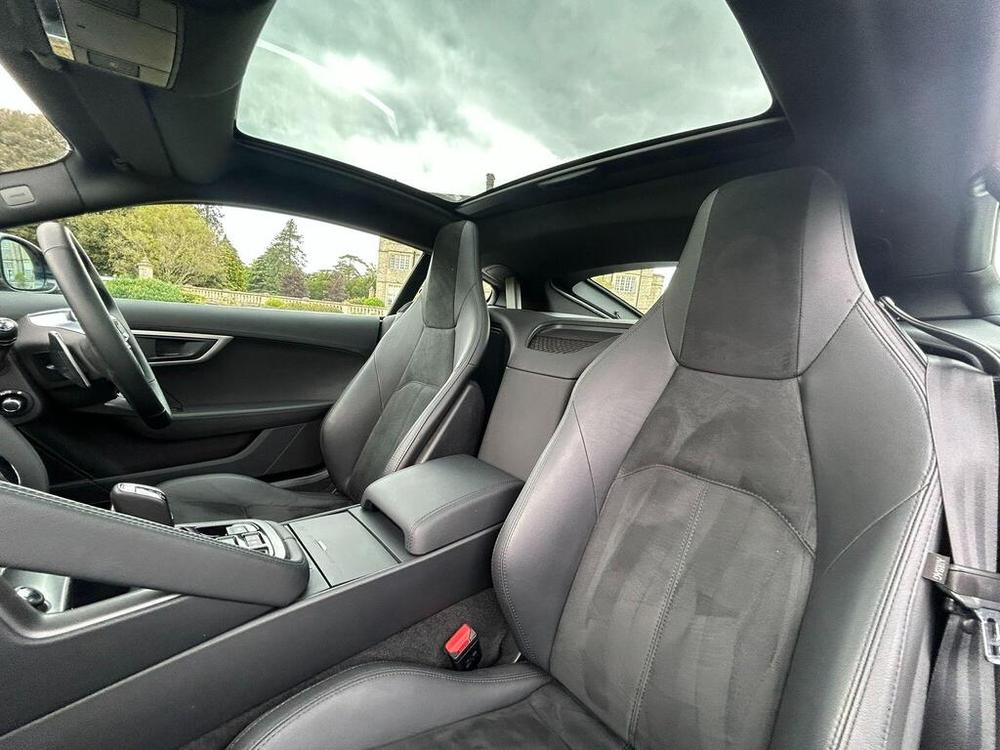 Used Jaguar F-Type MT21VLA 30