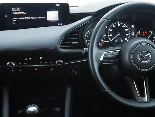 Mazda 3 Photo e756223e-996c-450e-b93a-37ac5ab92da3.jpg