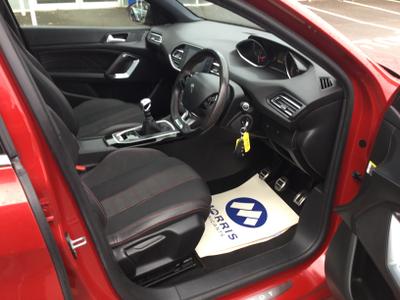 Peugeot 308 Photo 9
