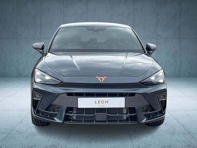 CUPRA Leon Photo 8