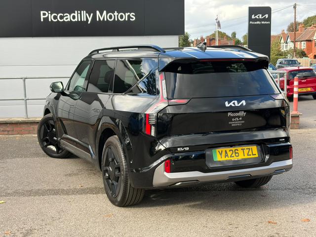 Kia EV9 Photo e7711ce2-46ba-445f-aa04-a264a3a44337.jpg