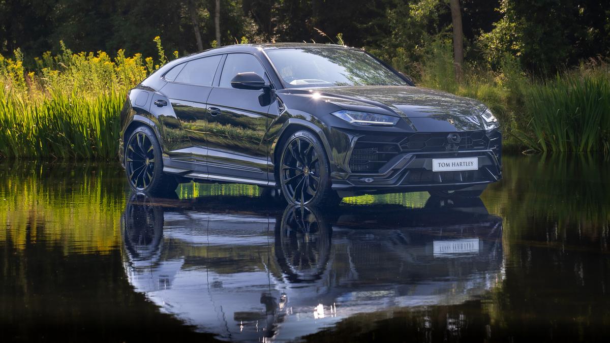 Used 2019 LAMBORGHINI Urus V8 Nero Helene at Tom Hartley