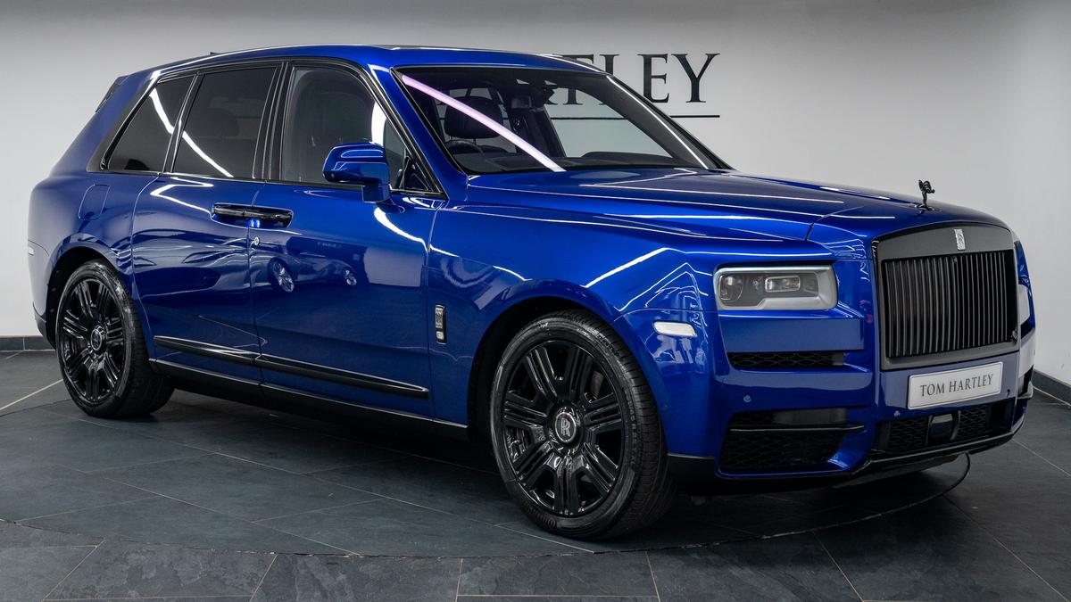 Used 2019 Rolls-Royce Cullinan V12 Salamanca Blue at Tom Hartley