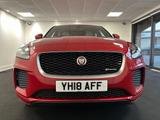 Jaguar E-PACE Photo 1